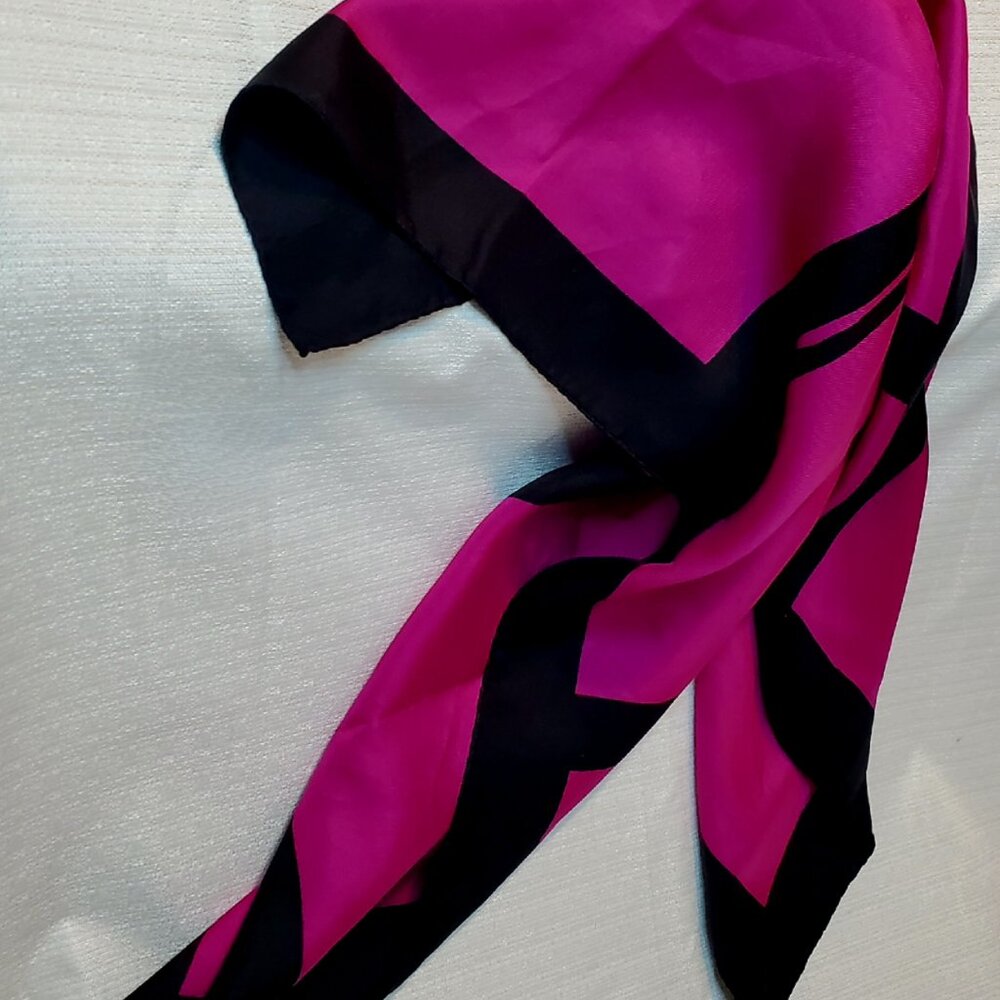 Handkerchief - Picture 2 of 4